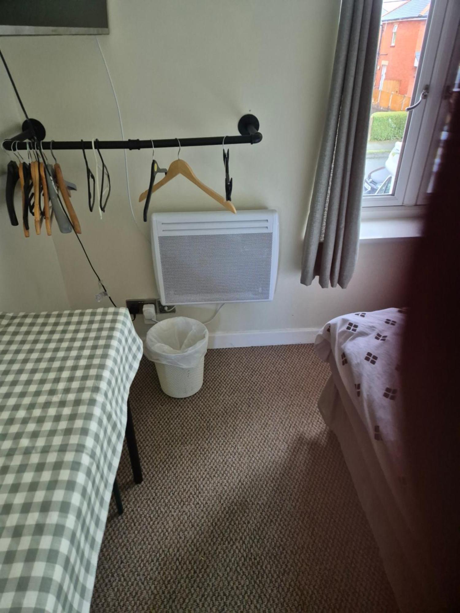 Accomadation Wrexham Eksteriør billede