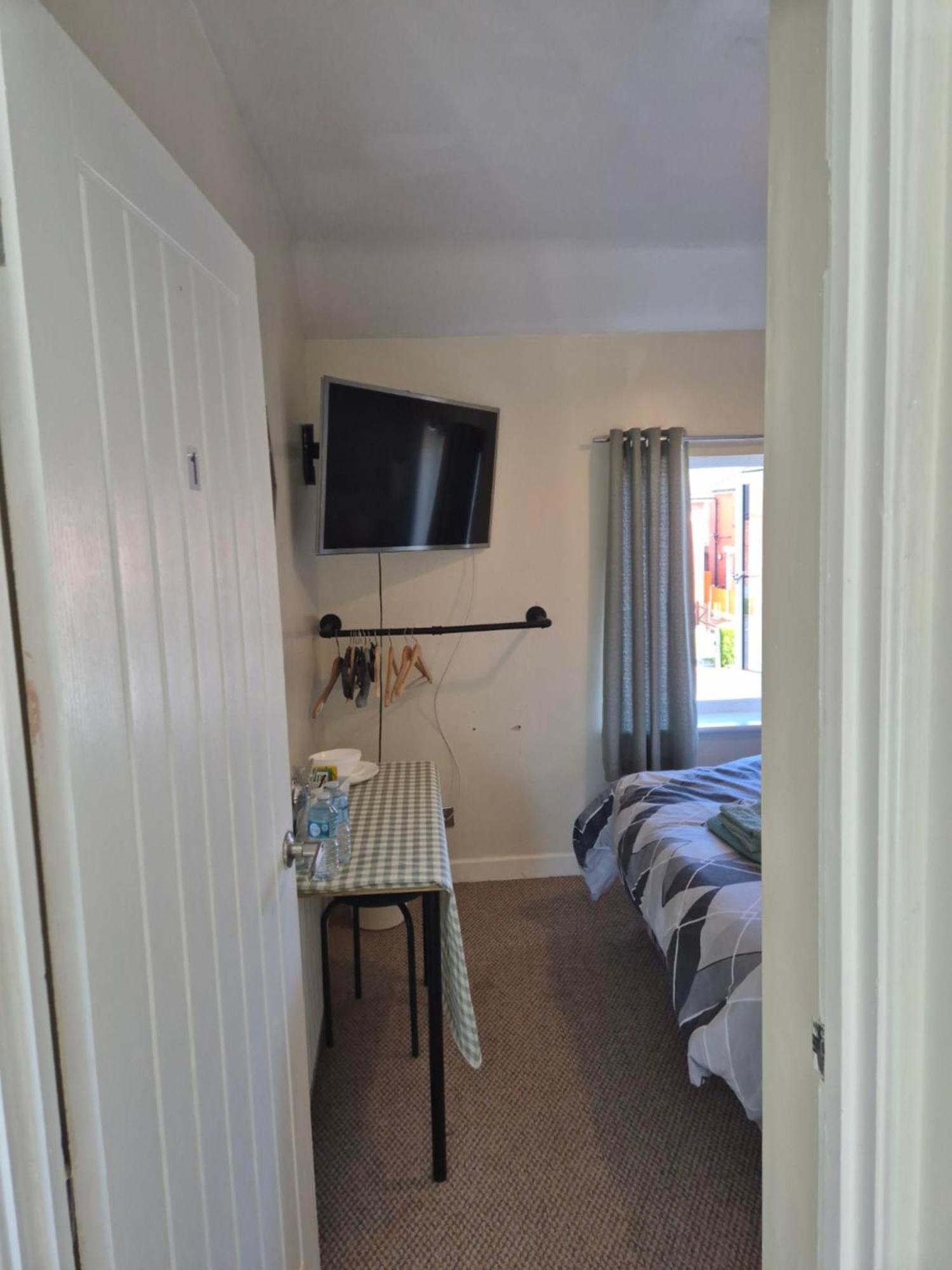 Accomadation Wrexham Eksteriør billede